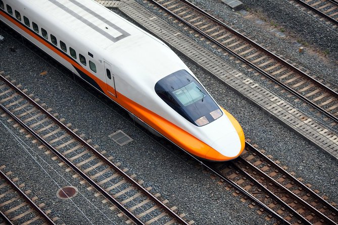 1-day Tour to Sun Moon Lake from Taipei by High Speed Rail - Arriving at the lake by car