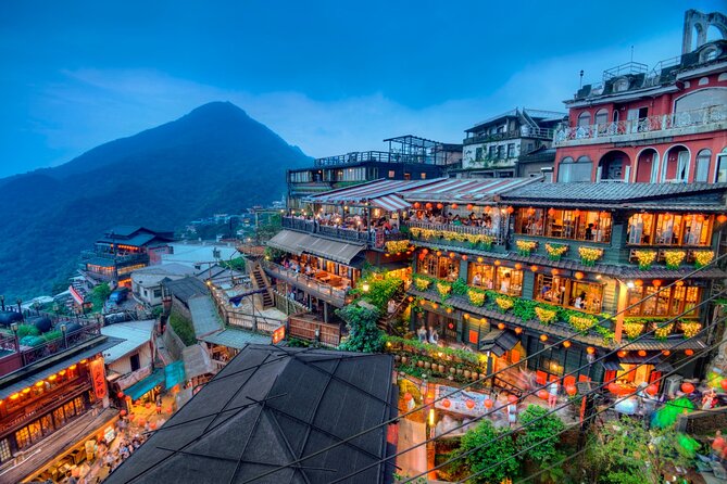 7-Hour Jiufen Night View, Shifen Waterfall & Raohe Market Tour - Why this $39 outing can make sense