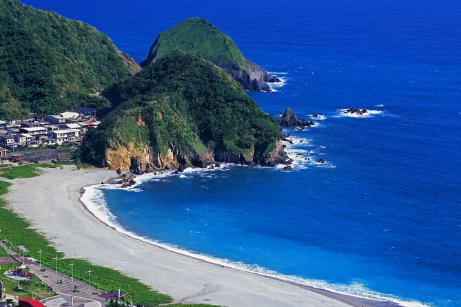9 Hour Northeast Coast Bay View Tour in Yilan - Leaving Taipei for Yilan by way of the long tunnel
