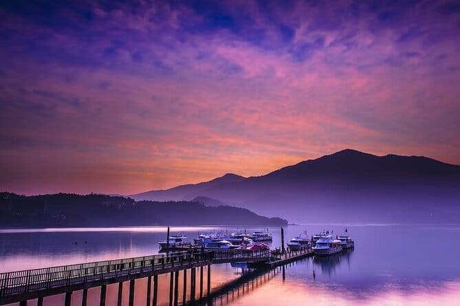 Alishan Join In Day Tour from Taichung (Incl. Park Entrance) - Indigenous culture and the human side of Alishan