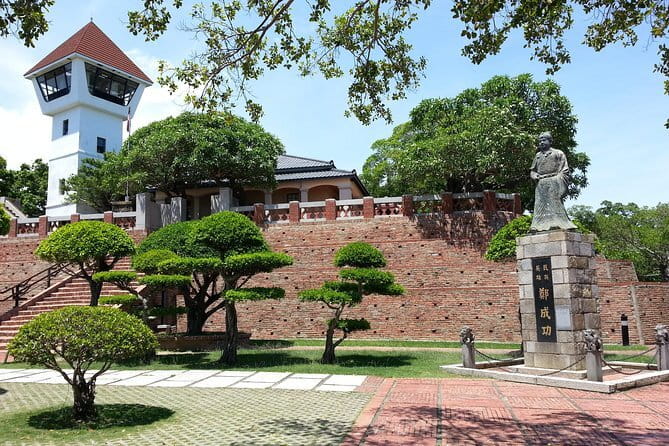 Alishan Private Day Tour from Taichung - The forest walk and your fitness level