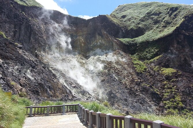Beitou and Yangmingshan Day Tour from Taipei - Key points before you book
