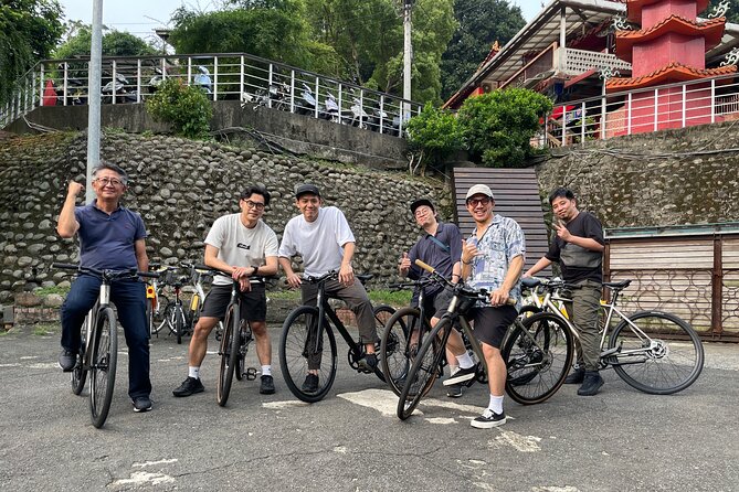 Best E-bike Cycling Tour in Taipei - Includes Local Food & Drinks - Lunch at Songshan Cultural and Creative Park