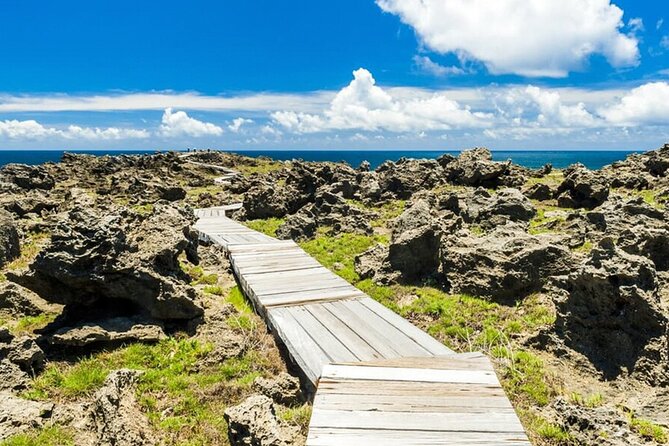 Best of Taiwan 9 Days Tour - Tainan and Kaohsiung, from Dutch fort to golden Buddha