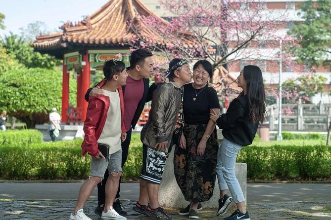Capture your Taiwan Trip, Taiwan photo shoot - Starting at Ximen and finding your Taipei backdrop