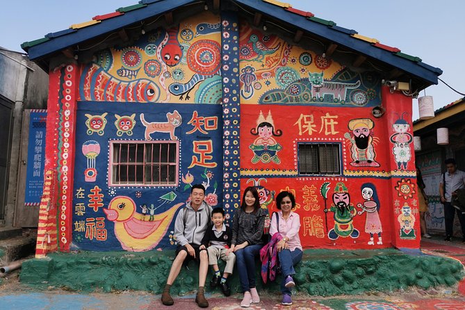 Charlie's Chartered-Private Tour Guide - Jiufen, Jin Gua Shi, and the cost of hillside time