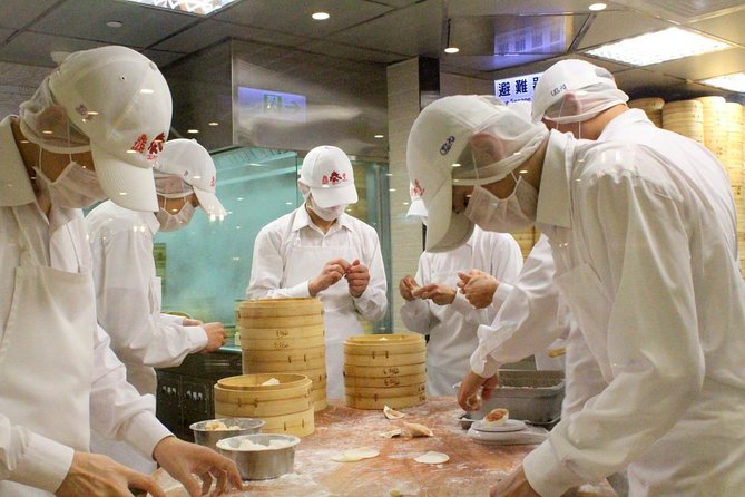 Dinner at Din Tai Fung with Luxury Chinese Massage Treatment - The 50-minute Chinese foot and shoulder massage