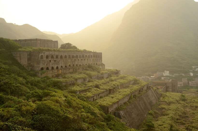 From Taipei: Full-Day Trip to Jiufen, Yehliu, Shifen & More - Should you book this Jiufen and northeast coast tour?