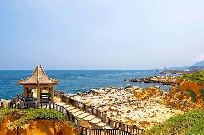 From Taipei: Heping Island, Shifen, and Jiufen Private Tour - Heping Island Park and Taiwan’s northern coast