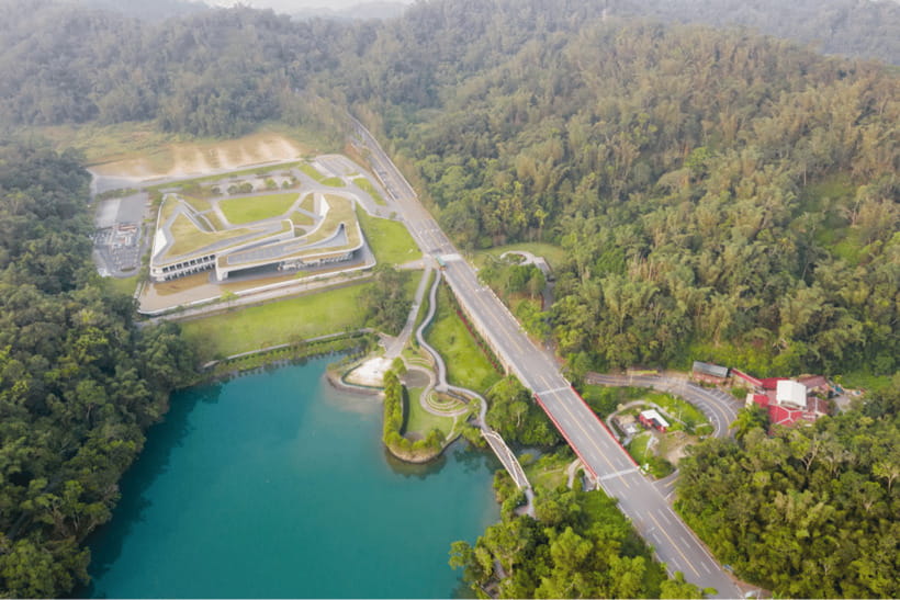 From Taipei: Nantou and Sun Moon Lake View Day Tour - Xuanguang Temple and the lake’s spiritual side