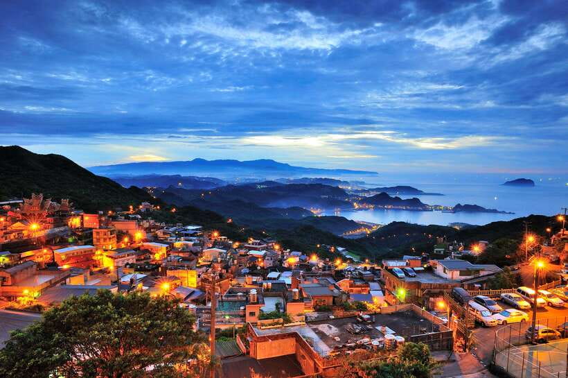 From Taipei: Old Gold Rush Town Jiufen Guided Night Tour - Why this Jiufen night tour makes sense from Taipei
