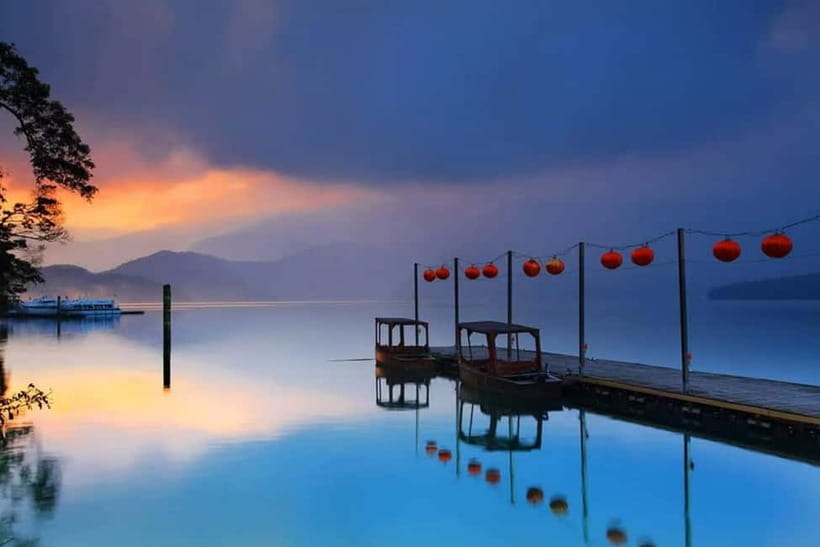 From Taipei or Taichung: Sun Moon Lake Day Trip & Boat Ride - Seeing Sun Moon Lake from the boat