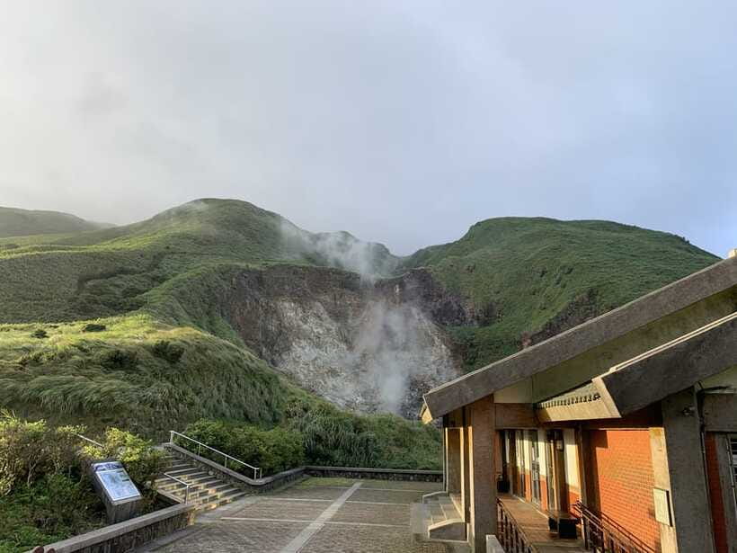 From Taipei: Private Yangmingshan Volcano and Nature Tour - Who will get the most from this five-hour outing?