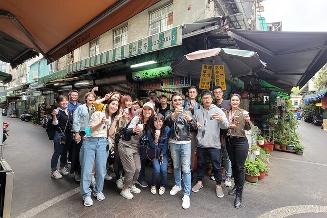 Guided Historical Tour in Taichung with Suncake DIY Experience - Miyahara and Taichung’s taste for old buildings
