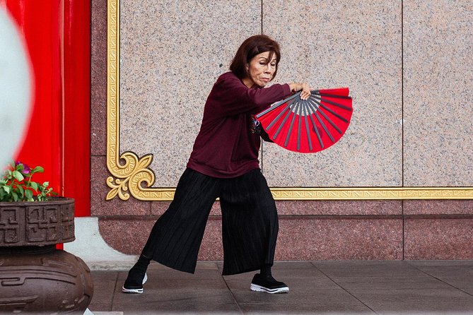 Highlights & Hidden Gems With Locals: Best of Taipei Private Tour - A temple visit, with Bao’an or another local focus