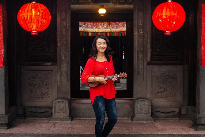 Highlights & Hidden Gems With Locals: Best of Taipei Private Tour - Taipei Fine Arts Museum and the park around it