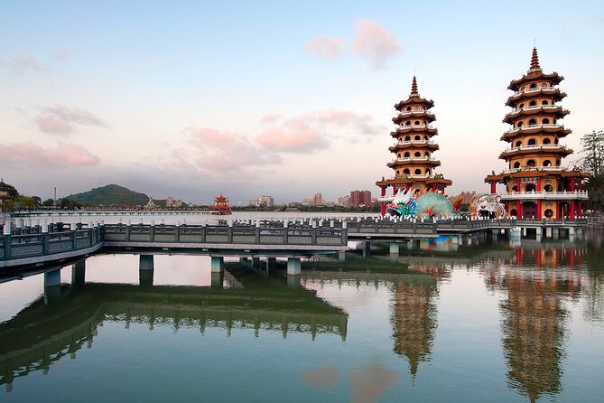 Kaohsiung Area Classic Tour - Why a private car makes sense in Kaohsiung