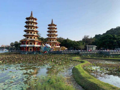 Private City Tour with Fo Guang Shan Museum