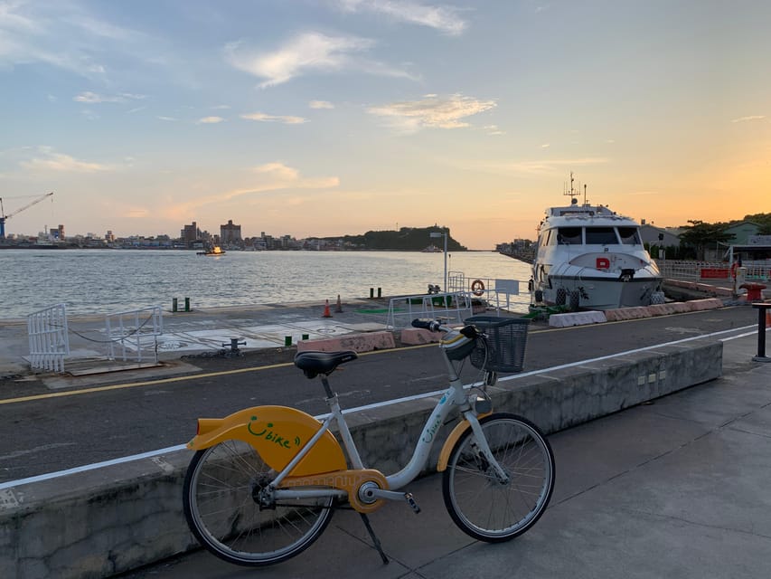 Kaohsiung Private Tour - Discover Local Hidden Gems - Formosa Boulevard and the Dome of Light