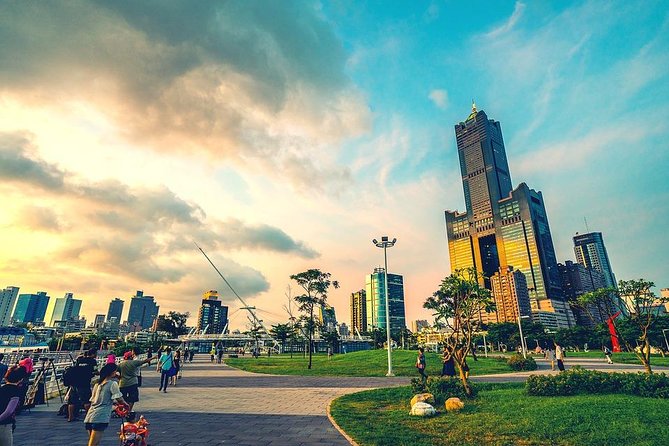 Kaohsiung: Private Walking Tour with a Local - Key things to know before booking