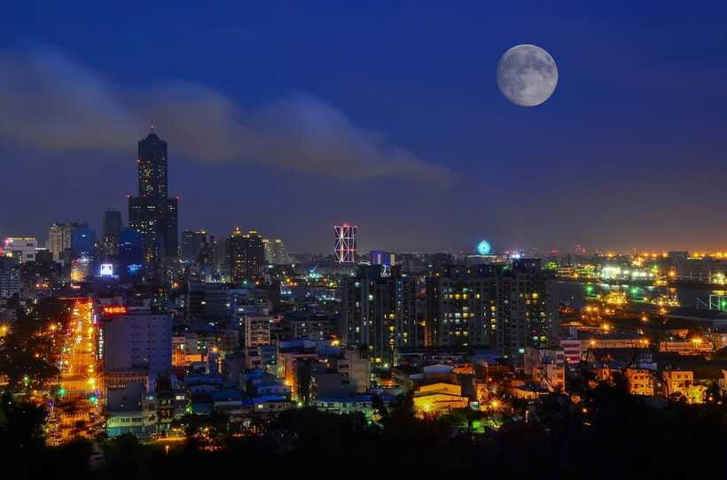 Kaohsiung: Private Walking Tour with a Local - What the walking route can include