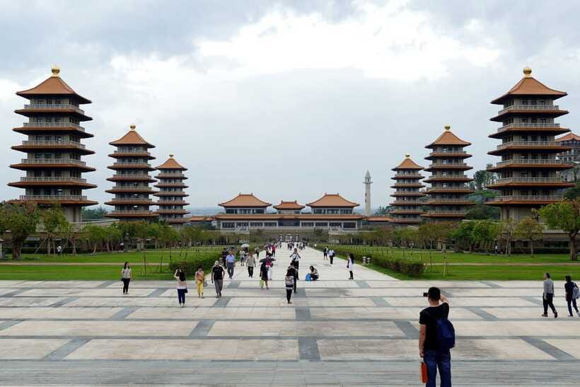 Kaohsiung: Private Walking Tour with a Local - What the $48 price really covers