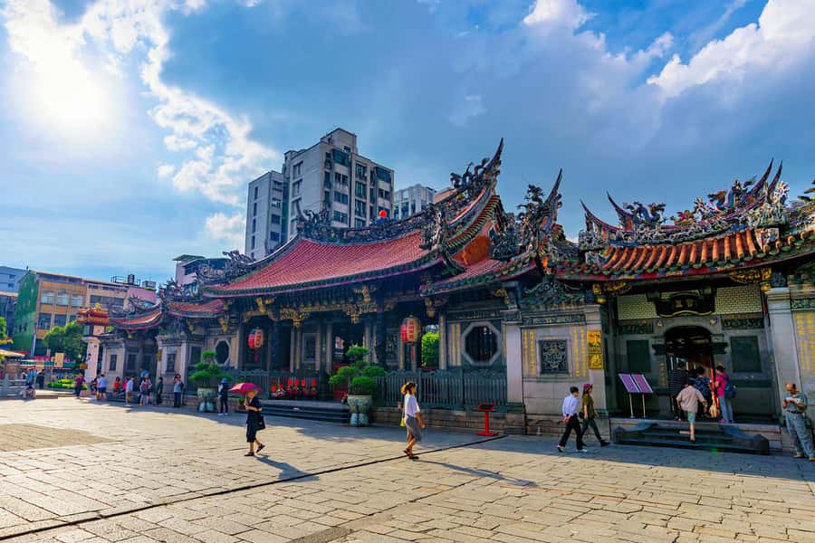 ️ ️ Keelung Shore Excursion 6-Hour Taipei City Tour - Huaxi Street and the question of daytime timing