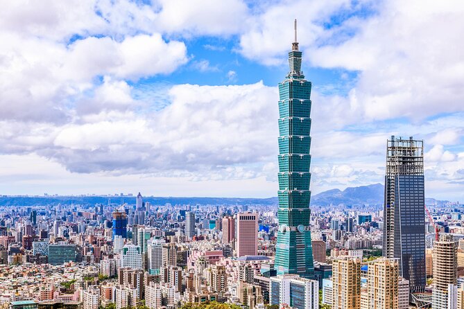 Keelung Shore Excursions: Private 6-Hour Taipei City Adventure! - Meeting your guide at Keelung Port