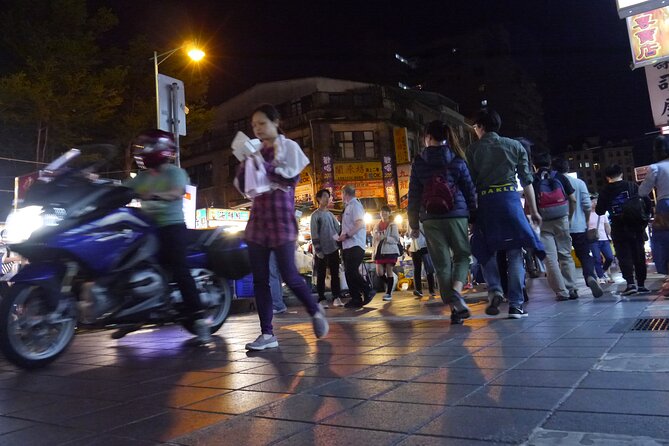 Local Favorites: Taiwan Night Market Food Tour in 2 hours - Vegetarian Choices and Dietary Limits