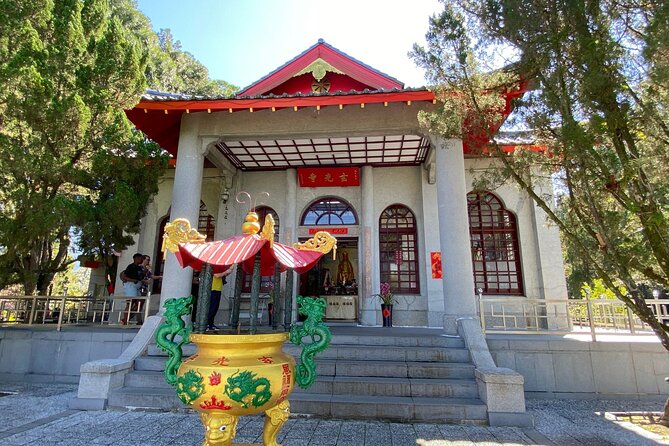 Nantou Day Tour: Sun Moon Lake & Ita Thao Pier from Taipei - Syuentzang Temple and its unusual dedication