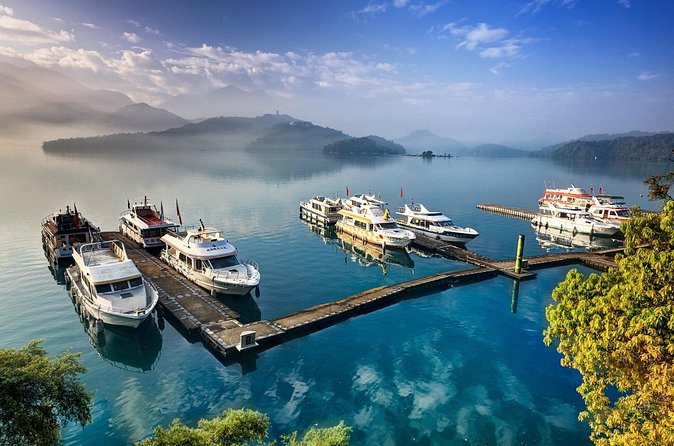 Nantou Day Tour: Sun Moon Lake & Ita Thao Pier from Taipei - Ita Thao Pier, Thao culture, and the food market
