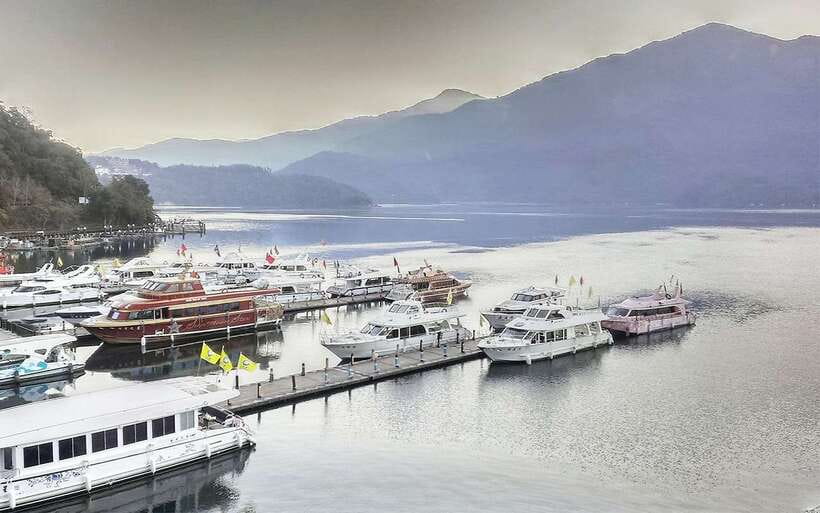Nantou: Sun Moon Lake Combo - The boat ride is the calmest part of the day