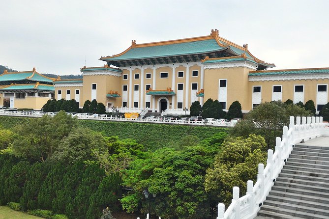 One-day Taipei Tour Package - A private start from central Taipei at 9 a.m.