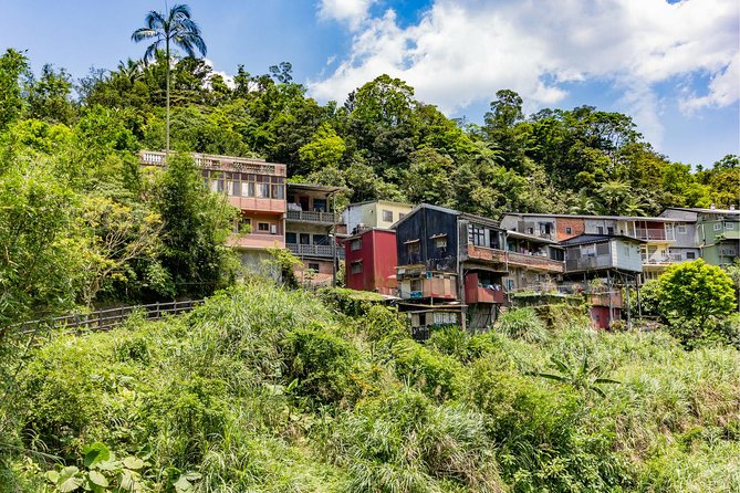 Pingxi Day Trip from Taipei with a Local: Private & Personalized - Leaving Taipei for Jiufen and Pingxi