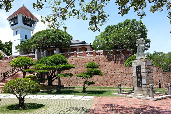 Private 3-Day Southern Taiwan Tour (Tainan, Kaohsiung, Kenting) - Day 2: Kenting’s coast and the southern tip