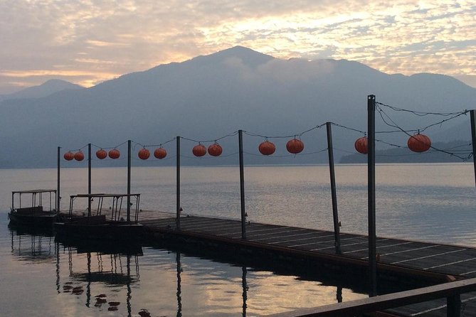 Private 3-Day Tour to Sun Moon Lake and Alishan - Day three: the Southern Branch of the National Palace Museum