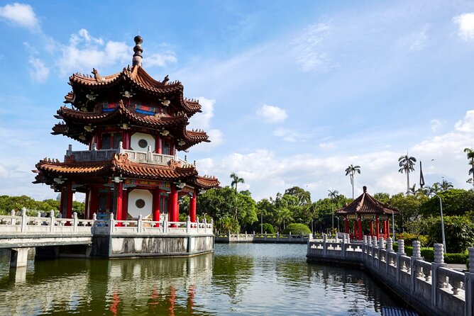 [private] 8-Hour Customize Your Amazing Private Taipei Day Tour - Shilin Night Market adds a food-focused option