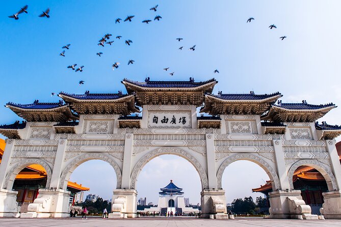 [private] 8-Hour Customize Your Amazing Private Taipei Day Tour - The guide and driver are the real value