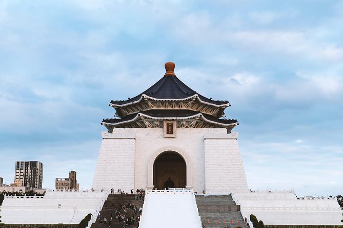 Private Car: 8 Hour Highly Customized Taipei City Exploration! - What this private Taipei day actually offers