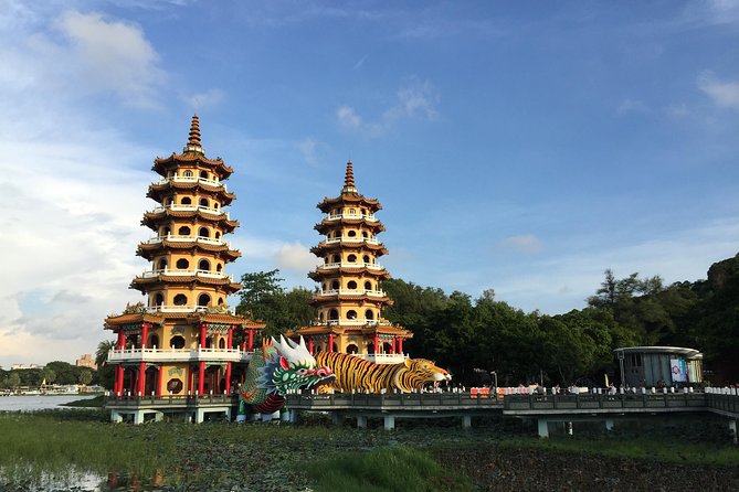 Private Classic Kaohsiung Day Tour - The Dome of Light, Kaohsiung’s Modern Pause