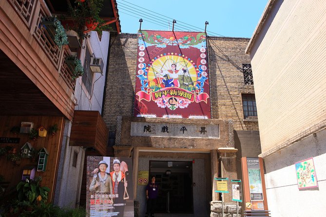Private Jiufen & Pingxi Day Tour with English-Speaking Guide - Weather, crowds, and practical limits