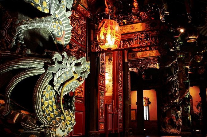 Private Night Tour of Taipei - Guides make the private format worthwhile
