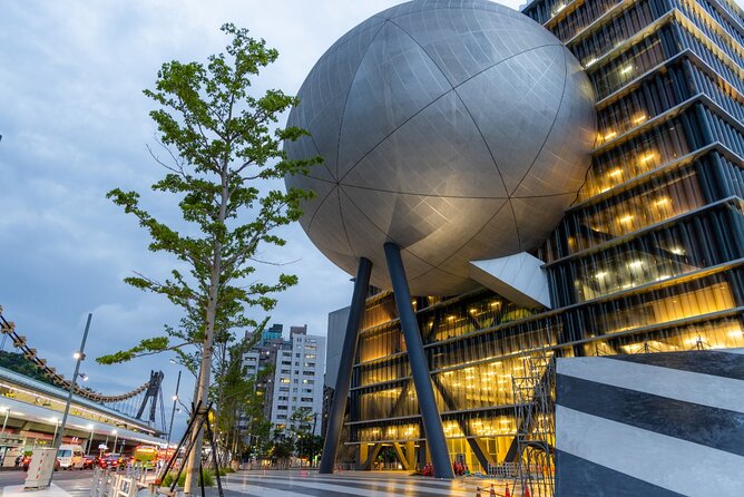 [Private Tour] Shilin Night Market Walking Tour With a Private Tour Guide (2-hr) - Choosing between familiar snacks and local specialties
