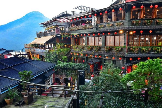 Private Tour to Jiufen, Yehliu Geopark, and Pingxi - Why this route works from Taipei