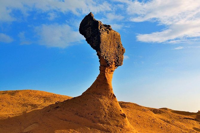 Private Tour to Jiufen, Yehliu Geopark, and Pingxi - Yehliu Geopark and the coast’s odd rock shapes