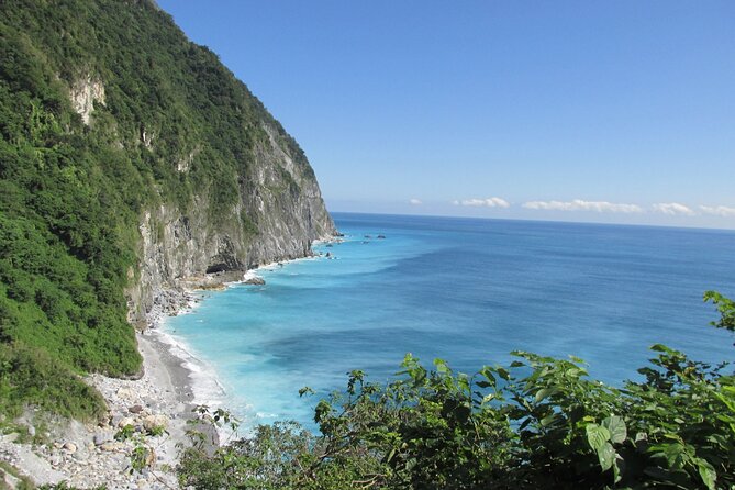 Shared Full Day Tour of Hualien Taroko National Park from Taipei - Qingshui Cliff and the Pacific coast