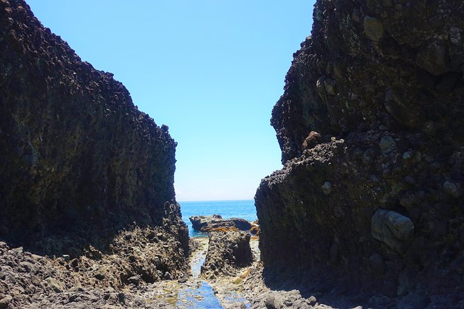 Shuimutin Exclusive SUP Day tour(Hualien to Taitung) - Shimen March Cave and Shitiping Scenic Recreation Area