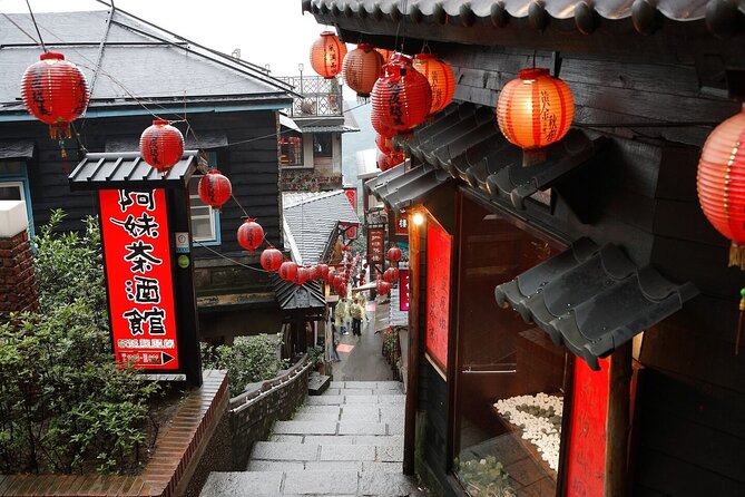 Small-Group: Yehliu, Jiufen & Pingxi Day Tour from Taipei - Transport, timing, and the real value of $85