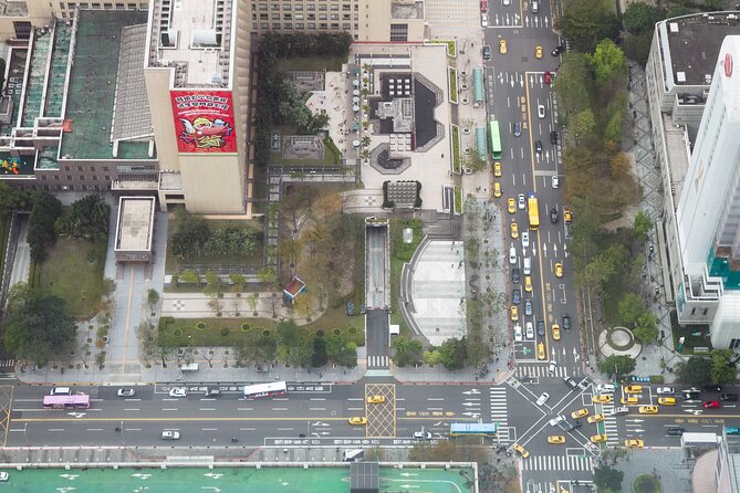 Taipei 101 Observatory Ticket - Sunset timing, queues, and the best time to go