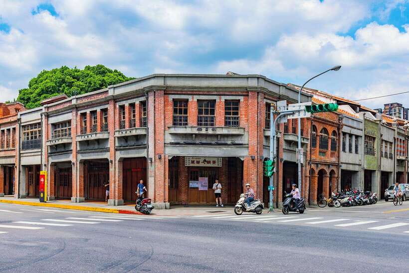 Taipei: 4D Private Taipei, Jiufen, Sun Moon Lake & Taichung - Five details that shape the experience